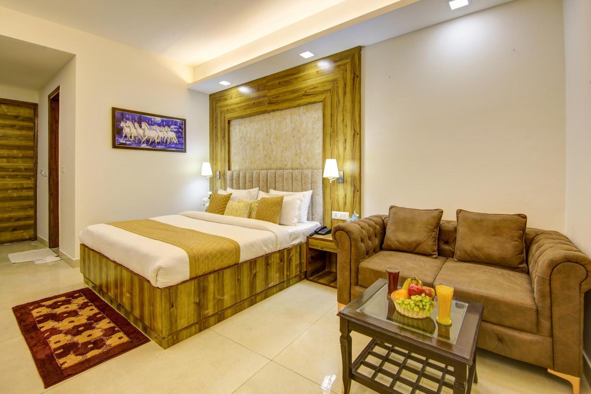 Hotel The Prithvi Near Delhi Airport Nowe Delhi Zewnętrze zdjęcie